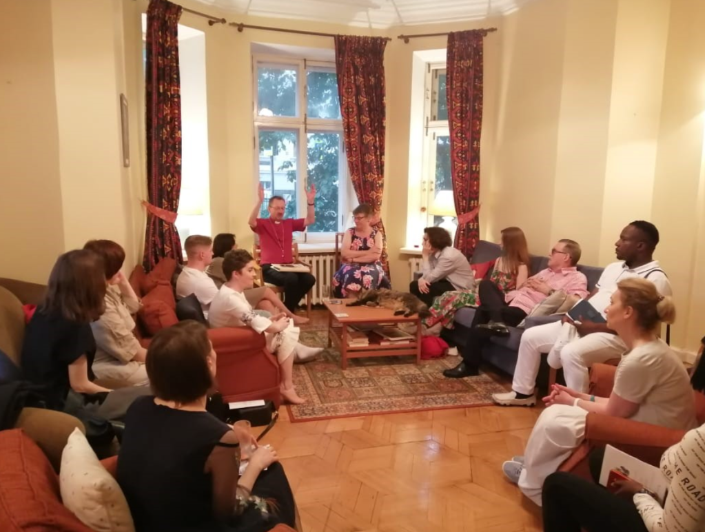 Bishop Robert speaks to a group of Russian christians.