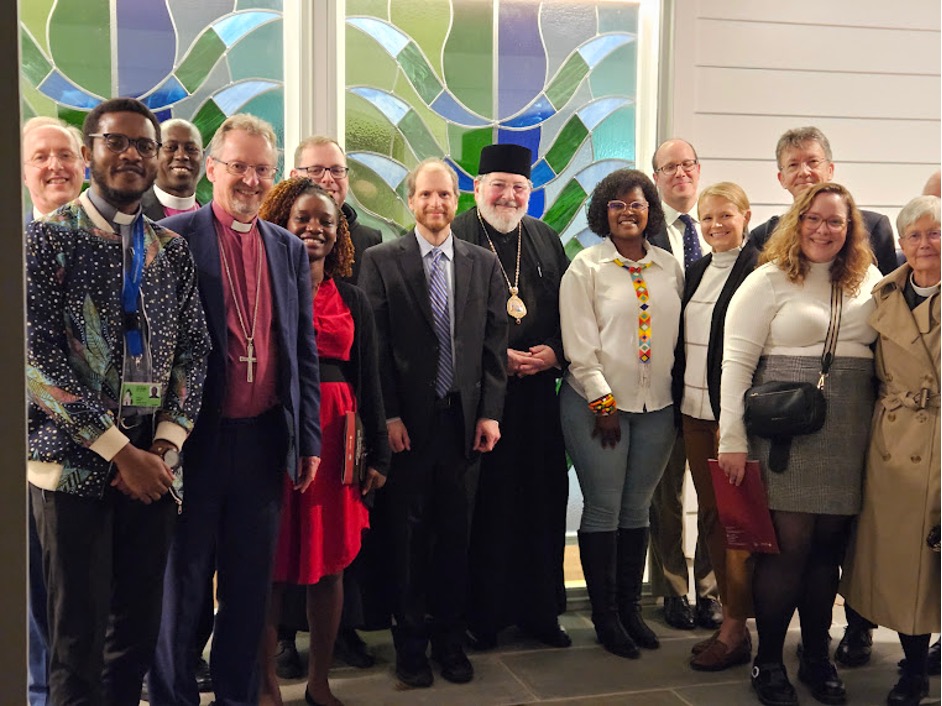 IARCCUM Steering Committee members with some of the faculty and students of VTS