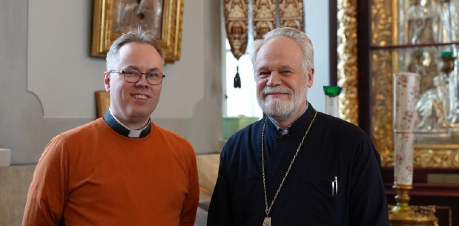The Revd Tuomas Mäkipää (left), the Chaplain at Saint Nicholas, Helsinki, with Father Heikki Huttunen of Holy Trinity Orthodox Church