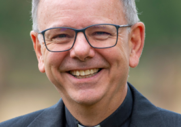 Headshot of Andrew Norman