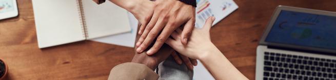 hands in group