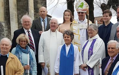Bishop Robert had a busy weekend recently in Bordeaux: having ordained Charlotte so joyously on Saturday 17th March in Bordeaux.